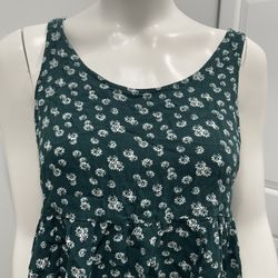 Women Crop Top, Size M , Price :$6 Preloved