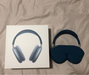AirPod max sky blue with Smart Case