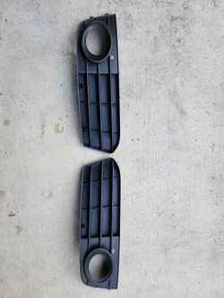 GENUINE OEM AUDI A4 SEDAN AVANT FRONT BUMPER LOWER GRILLE VENT INSERTS