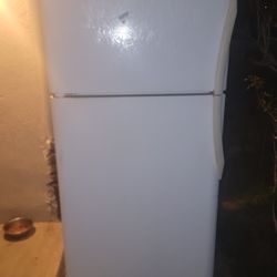 20 Cubic Feet Refrigerator Fridgidair