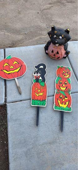 Vintage Halloween Yard Stakes and Figurine Set