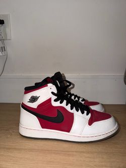 Air Jordan 1 Retro High Chicago Sneakers (youth)
