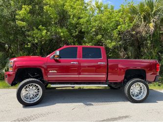 2019 SILVERADO 2500 HIGH COUNTRY* 6.6L D-MAX *ALLISON *ONLY 83K MILES  *ONLY 83,000 MILES*  *CLEAN FLORIDA TITLE*  *LIKE NEW*  *BURGANDY EXTERIOR*  *T