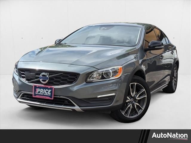 2017 Volvo S60 Cross Country