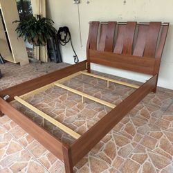 Queen Wood Bed Frame 