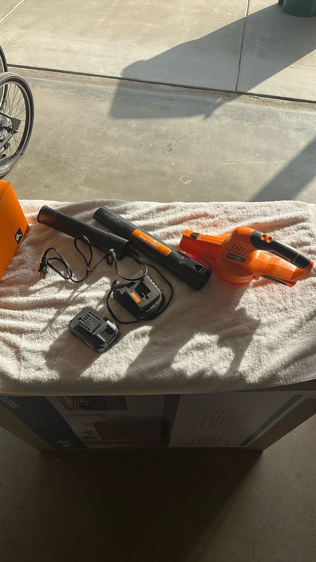Cordless Leaf Blower