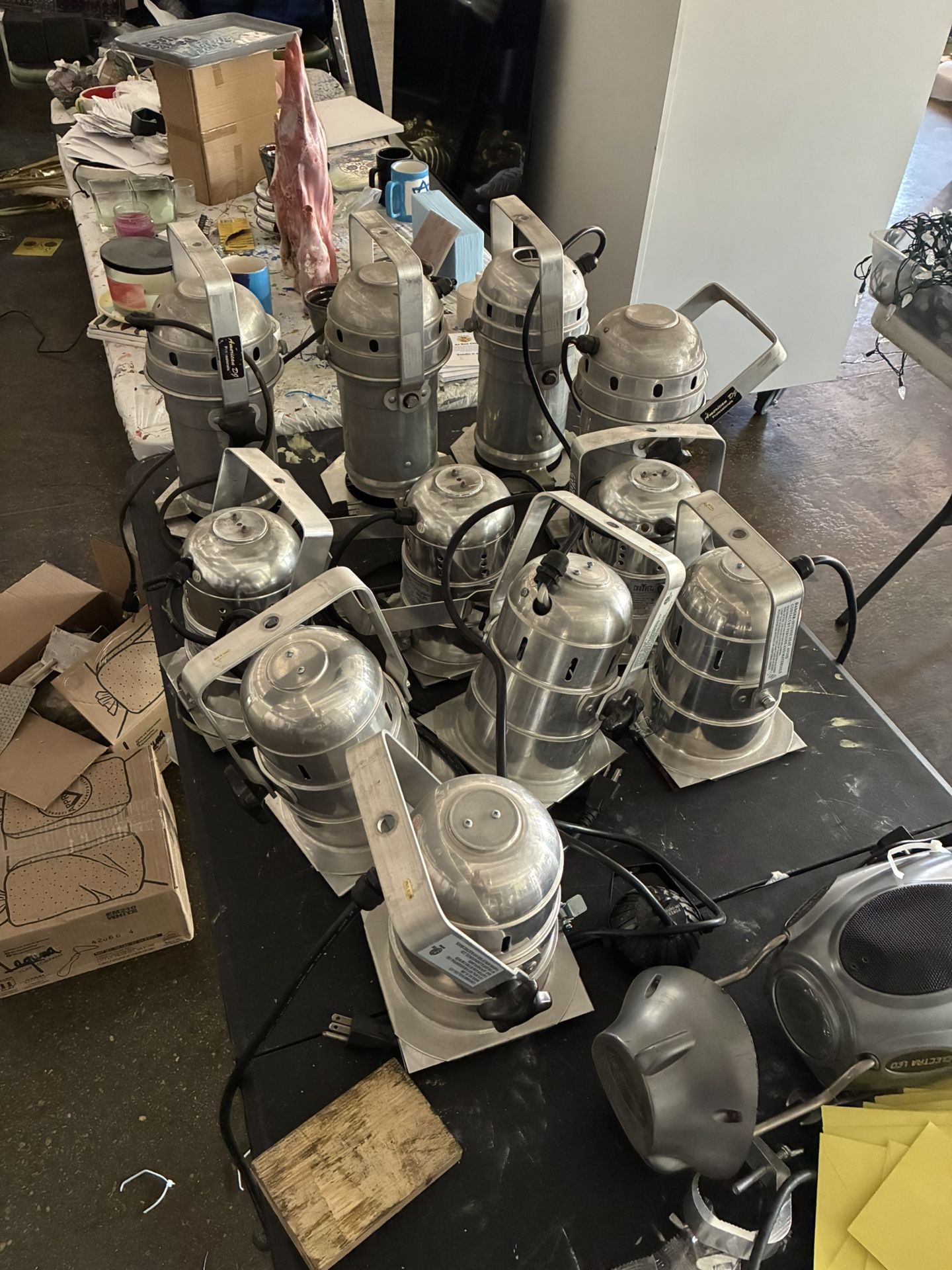 DJ / STAGE LIGHTS: Retro Par Can 