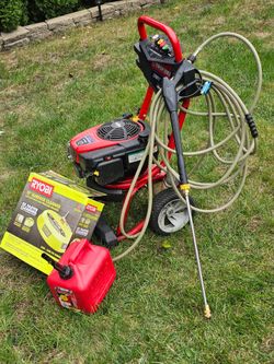 Troy-Bilt 2700 PSI Gas Pressure Washer