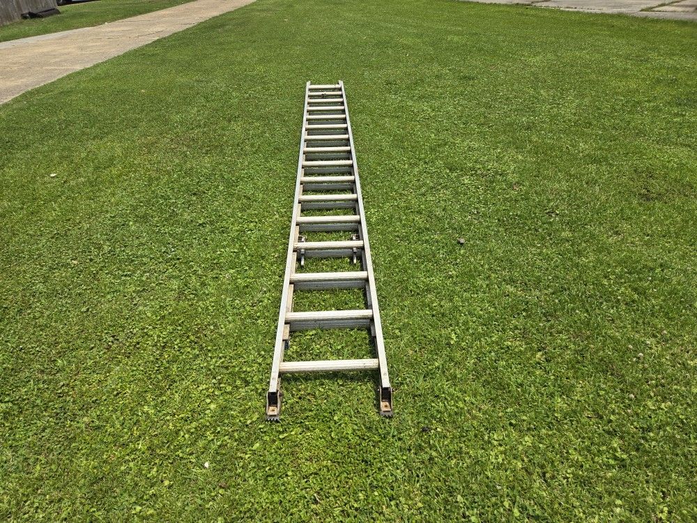 32ft Werner Aluminum Ladder
