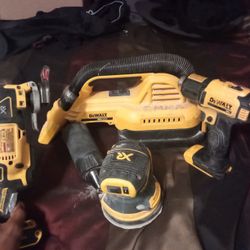 DeWalt Tool S-,Low Ballers Will Be Ignored 