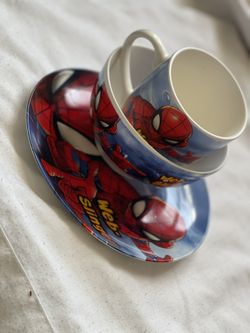 Brand New Spider Man Dinneware Set
