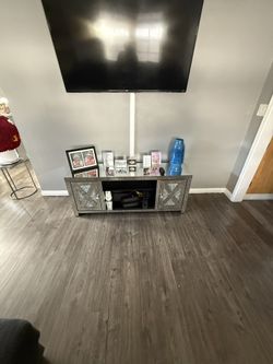 Mirror Tv console 