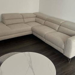 Sectional for sale!!!/ Ask For Price. Not Free