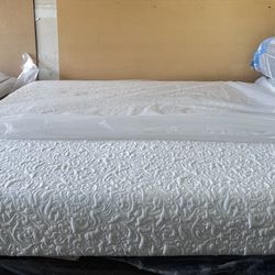 King Size Mattress (Colchon King Size)