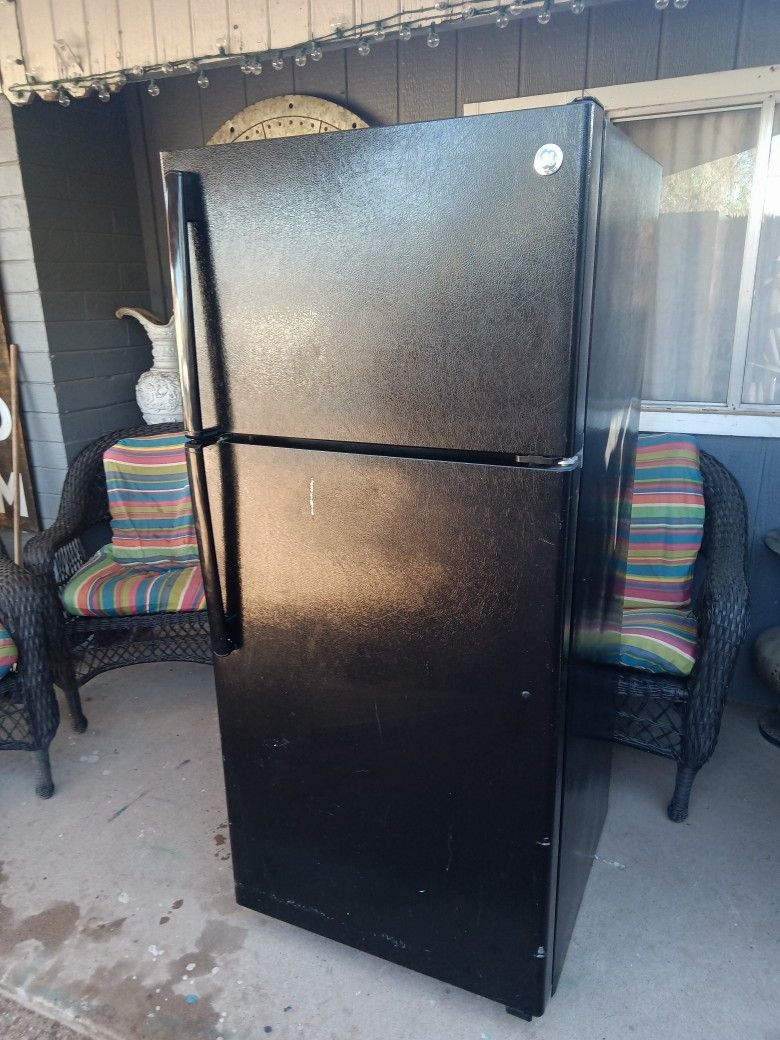 GE Refrigerator Working Condition 