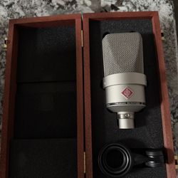 Neumann Mic TLM103