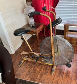 Vintage Schwinn Air Dyne Dual Action Stationary Exercise Bike Workout Bike