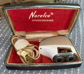 Vintage Norelco Speedshaver Double Head Electric Razor (READ DESC)