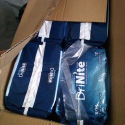 Comfees Dr Nite Diapers S/m