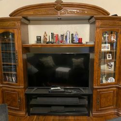 Solid Wood Entertainment Center/60" LG Smart LED TV 