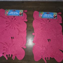 Hibiscus design table runner