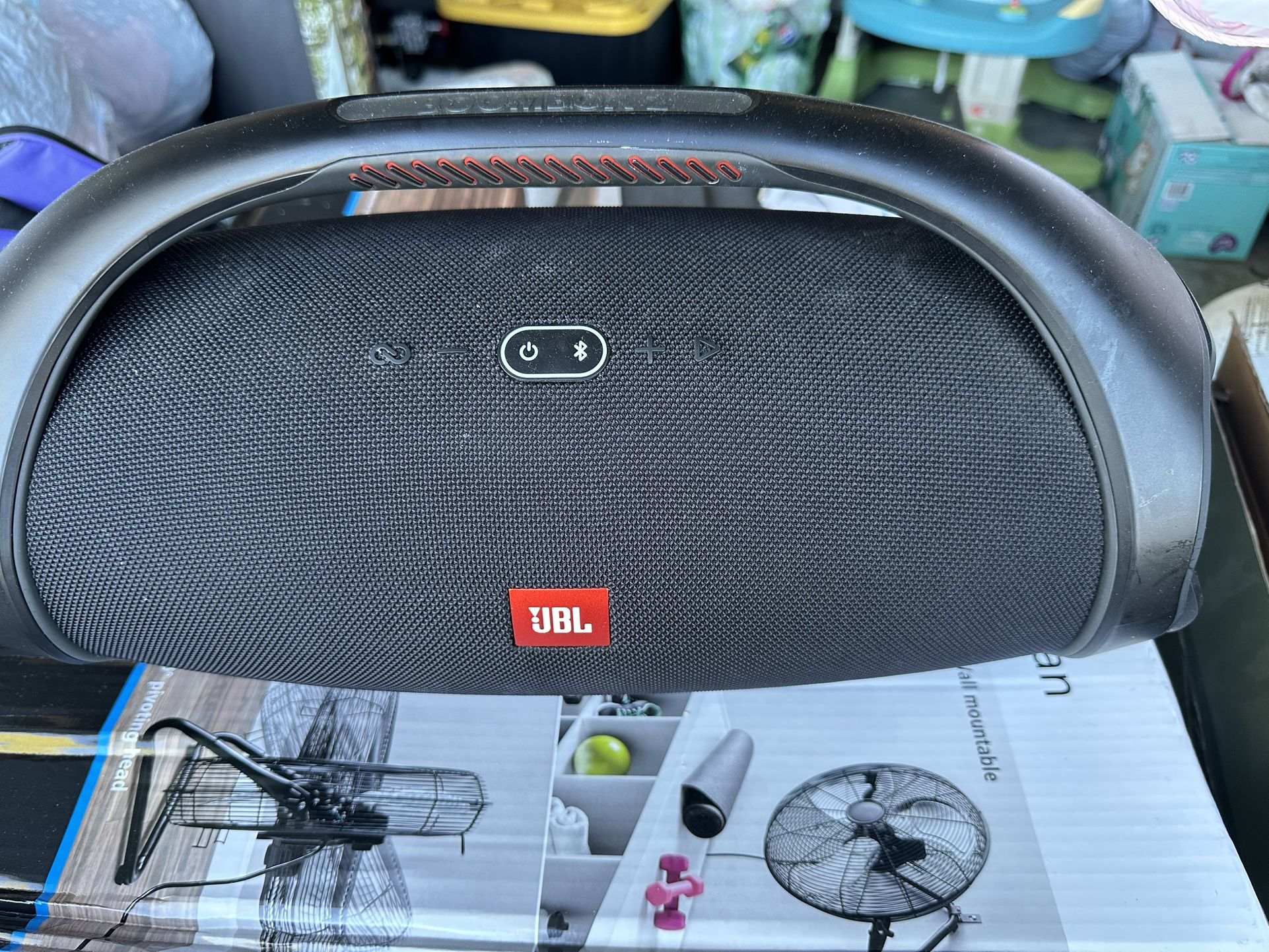 JBL Boombox