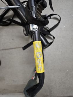 Allen rack 102 DN for Sale in Fontana, CA - OfferUp