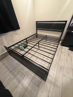 Queen size bed frame