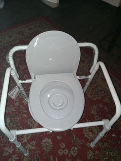 ( DRIVE ) ADULT PORTABLE BATHROOM CHIAR