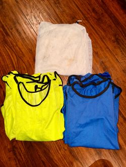 Free Soccer Pinnies!