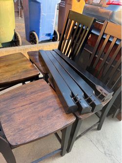 Bar style table