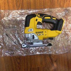 New Dewalt 20V Max XR Brushless Jigsaw (DCS334) Tool Only 