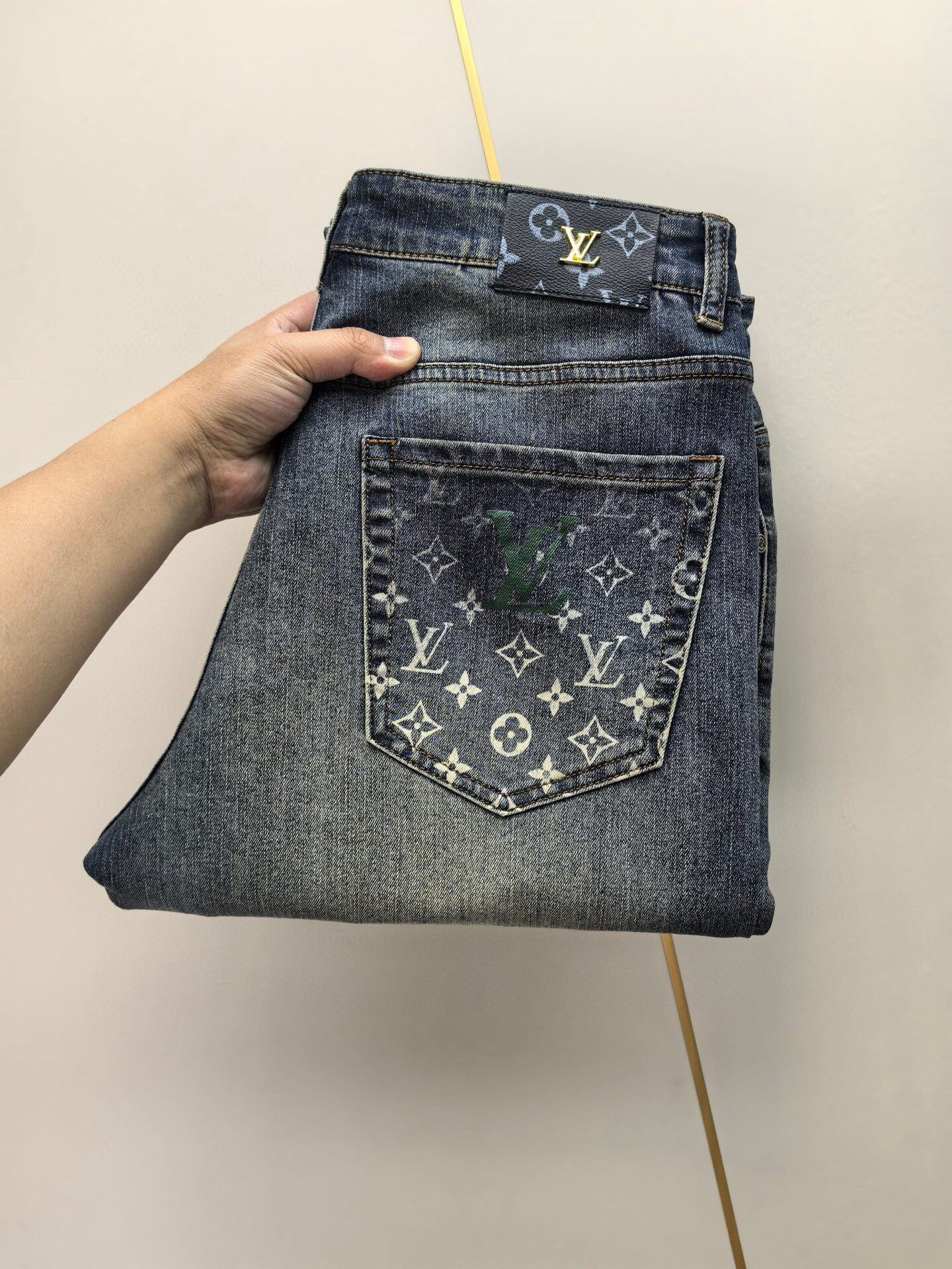 LV Men’s 2025 Jeans New