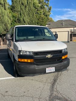2019 Chevrolet Express 2500