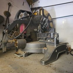Hitachi Circular Saw