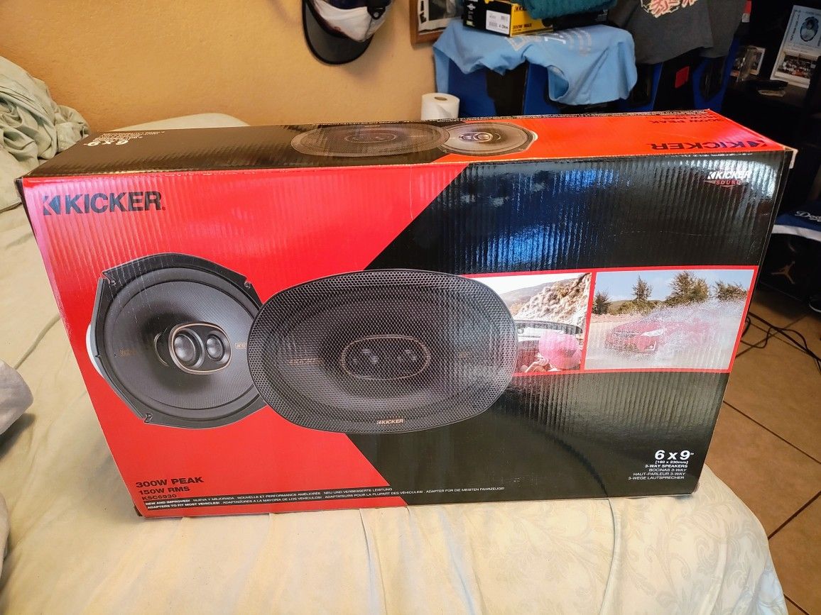 Kickers 6×9 Speakers. Brand New In Box!!! (2 speakers)
