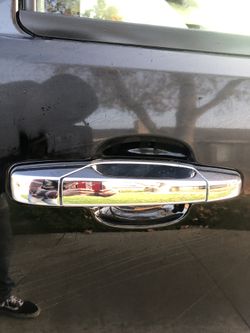 Gmc/Chevy door handles.
