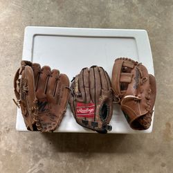 Baseball Gloves 