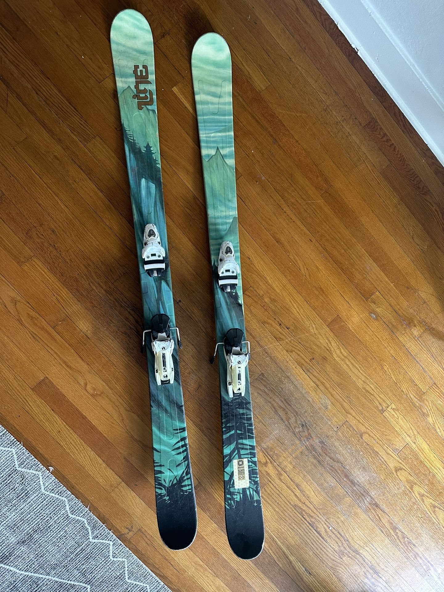 Line Prophet Skis