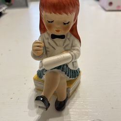 Hummel Goebel Schoolgirl With Notepad And Sunglasses