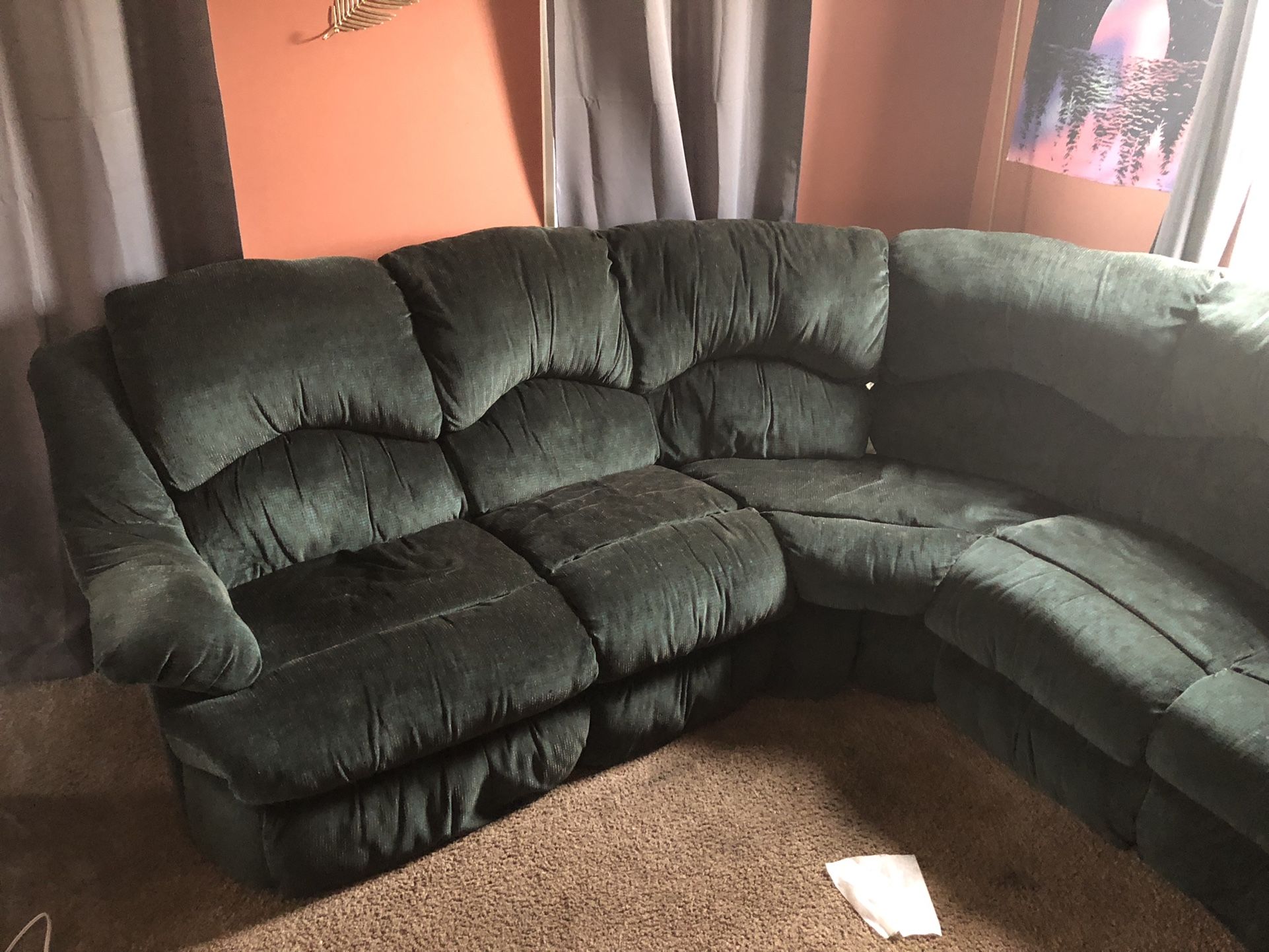 Green U-shaped Recliner Secional