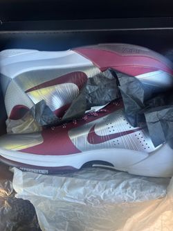 Kobe’s Size 14