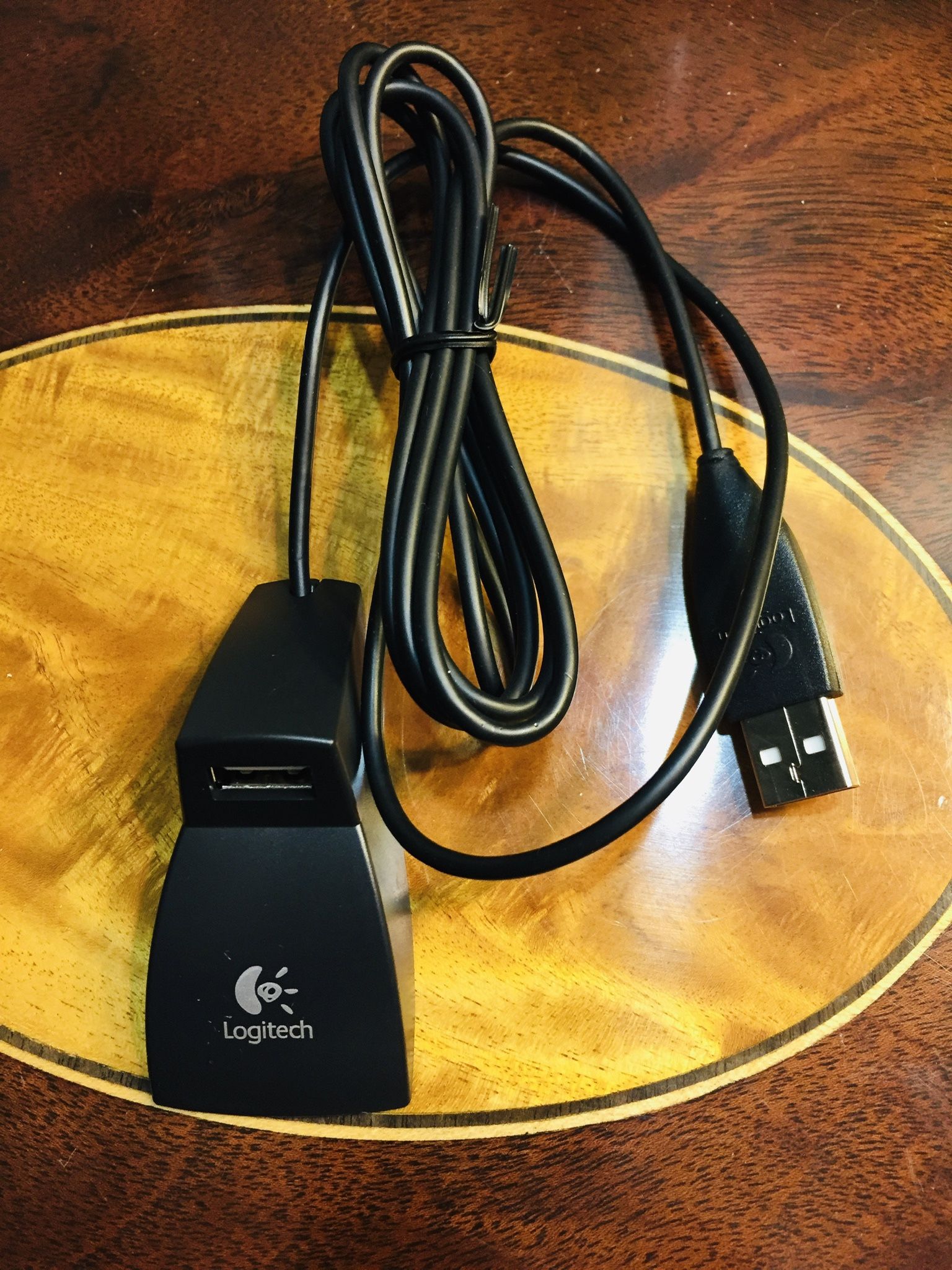 Genuine Logitech 3ft. USB 2.0 Extension Cable Receiver/Mouse Stand 501688-A000. Brand new. Never used. Still in original packaging.