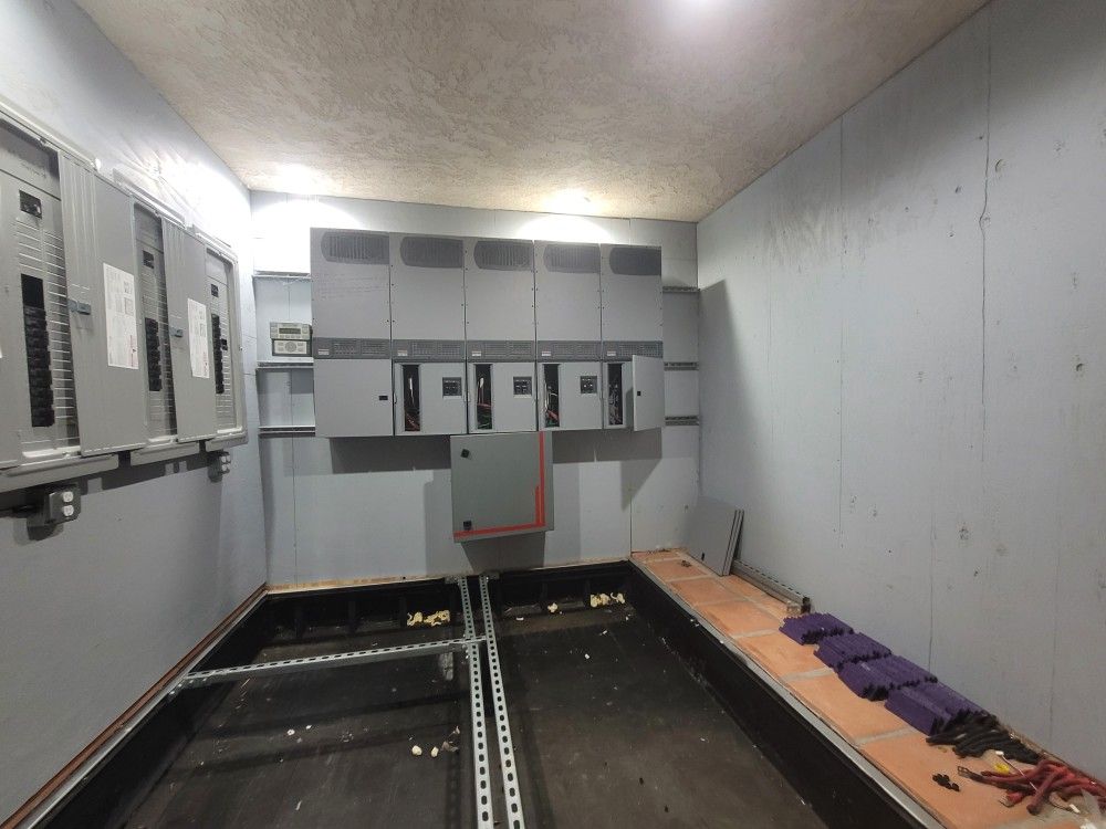 Outback Radian 8048 With GSLC