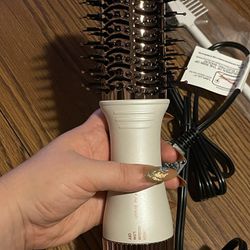 2” Oval Volumizer Hair Styling Brush