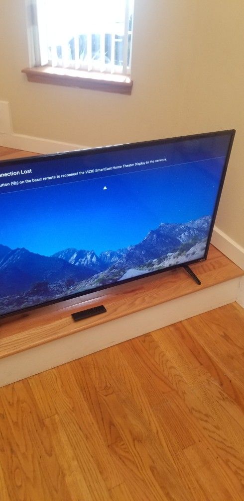 NEW cond VIZIO 50 INCHES TV WITH REMOTE CONTROL , WOpRKS EXCELLENT. , Ji
