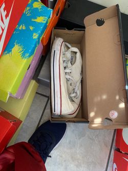 white size 6/8