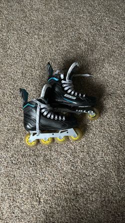 Bauer Size 5 Roller Blades 