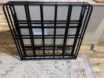 Heavy Duty Raised Metal Platform Twin Bed Frame 