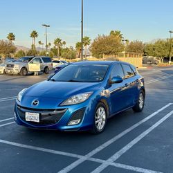 2012 Mazda 3 Hatchback 